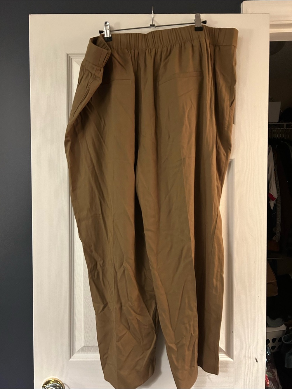 Vince Women’s Pants in Light Tan - Picture 2 of 4